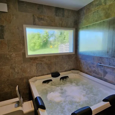 Casa vacanze Maison Calme Avec Et Beau Paysage, à 40mn Des Plages *